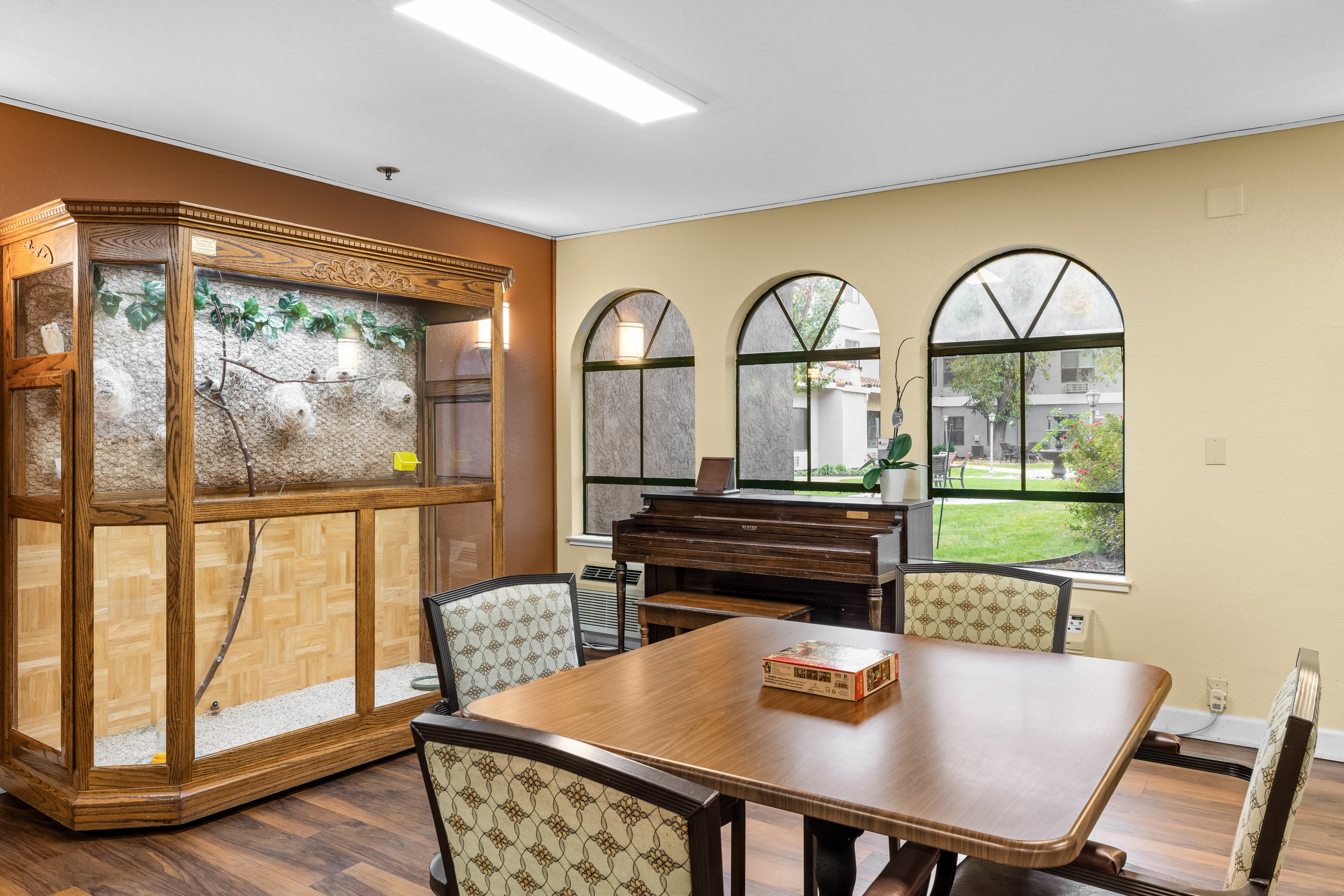 Marbella_Tracy_Interior_Common_Area_10